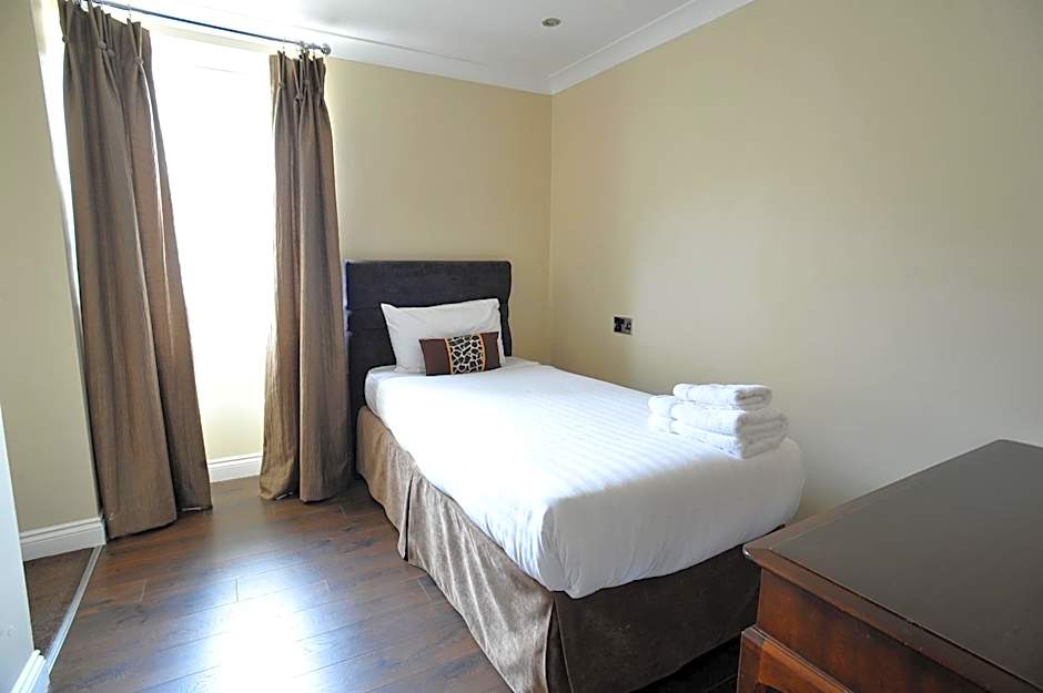 The Kings Arms Hotel