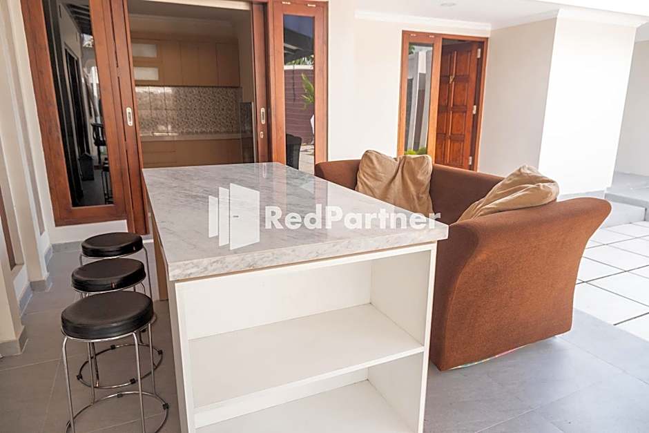 Guest House B Fren Syariah Near JIH Yogyakarta Mitra RedDoorz