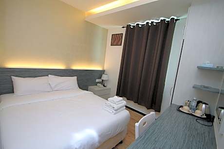 Standard Deluxe Room