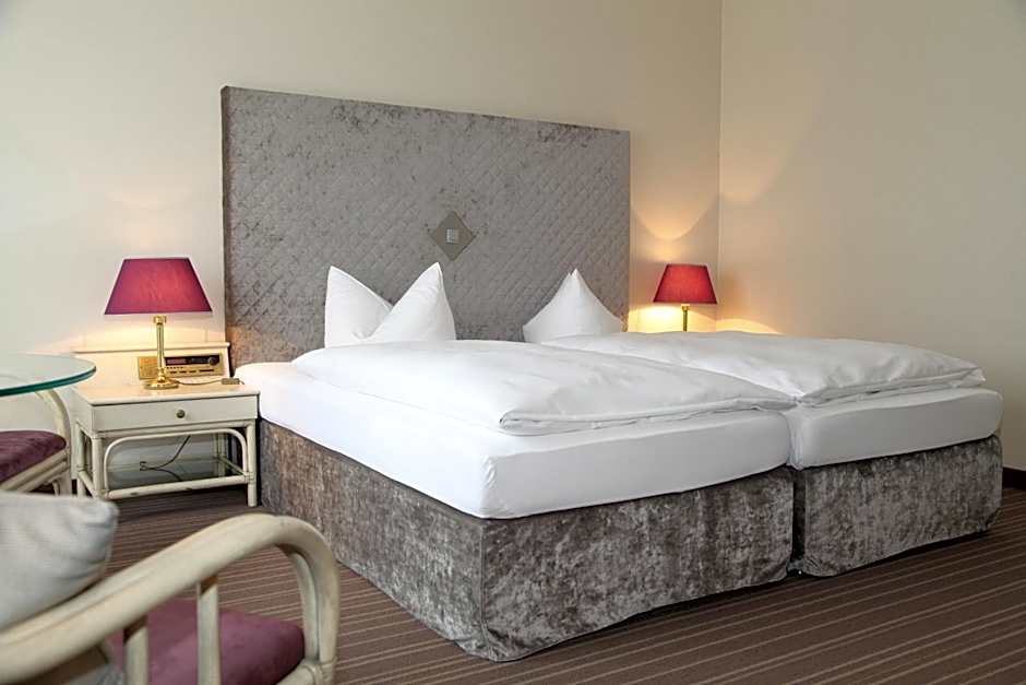 Hotel "Schloss Friedestrom"