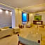Hotel Luxury Patio Azul
