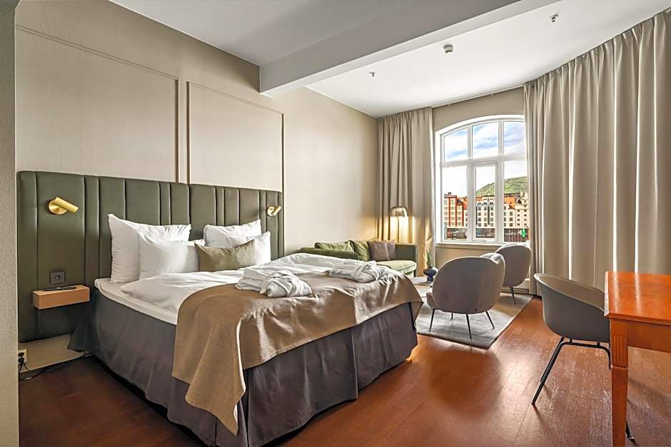 Home Hotel Bryggen