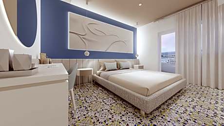 Sea Front Deluxe Double or Twin Room