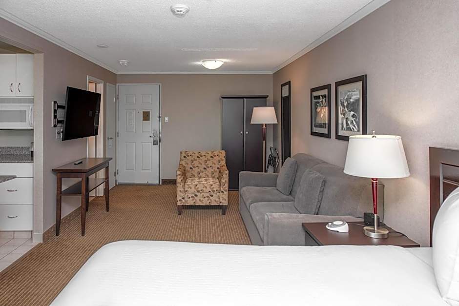 Campus Tower Suite Hotel