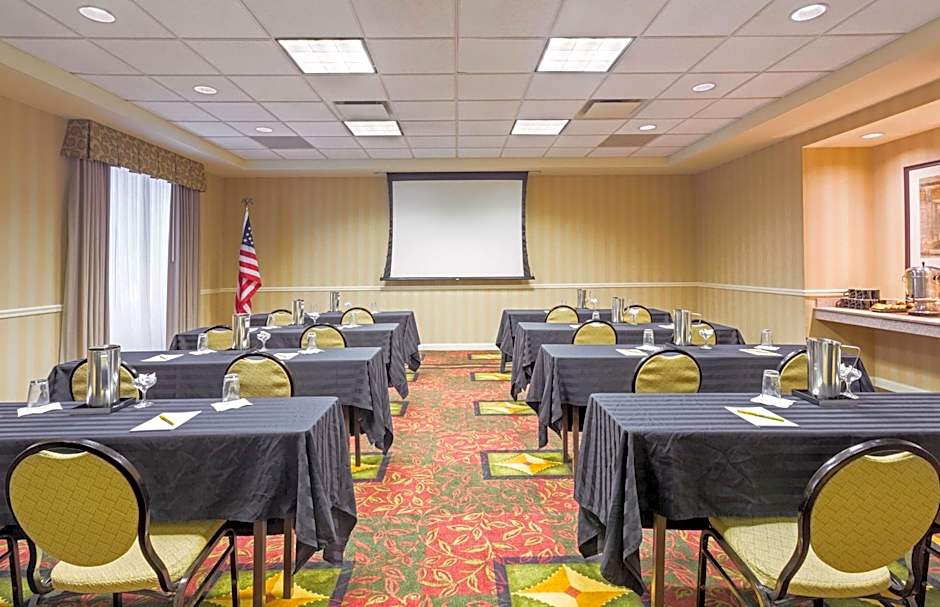 Hilton Garden Inn Saratoga Springs