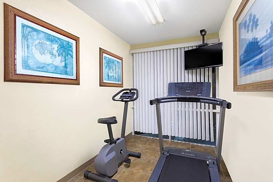 Travelodge by Wyndham Lakeland