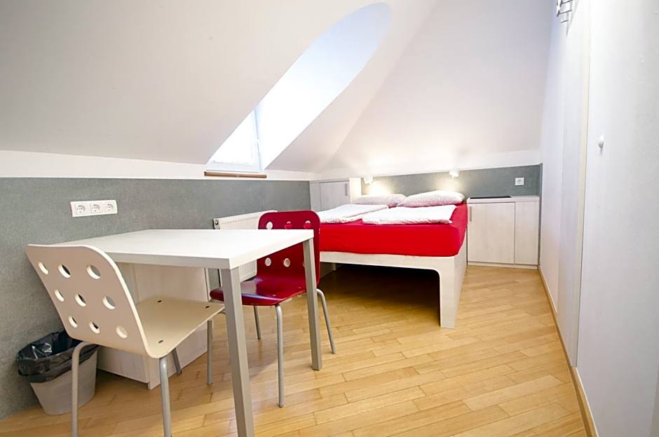 H2O Hostel