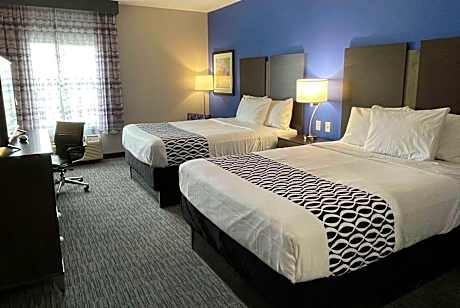 2 Queen Beds Non-Smoking