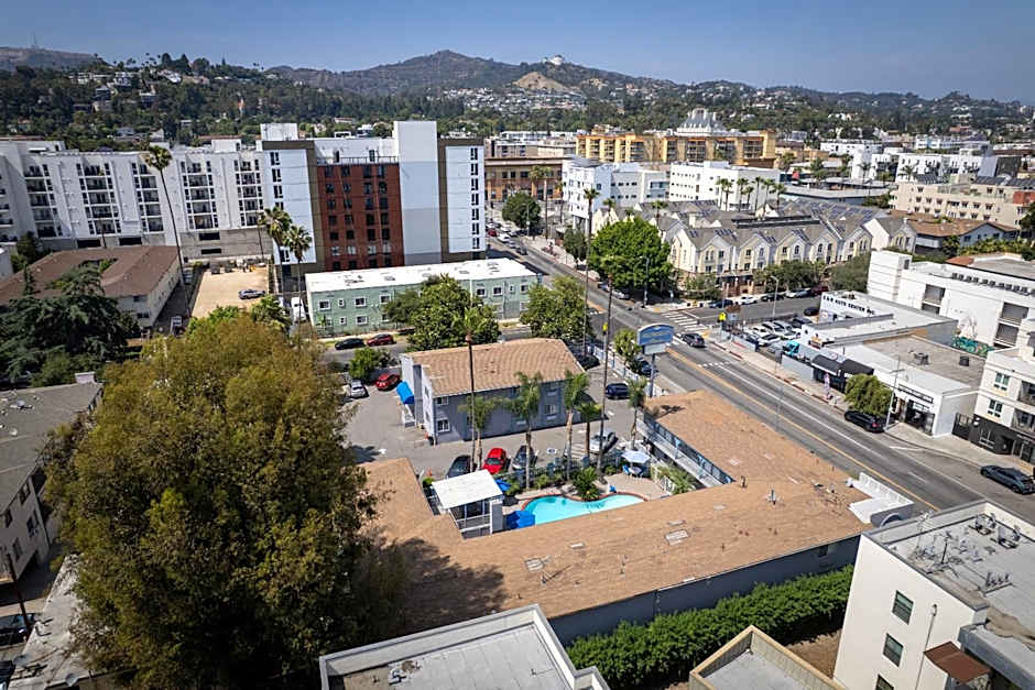 Hollywood City Inn