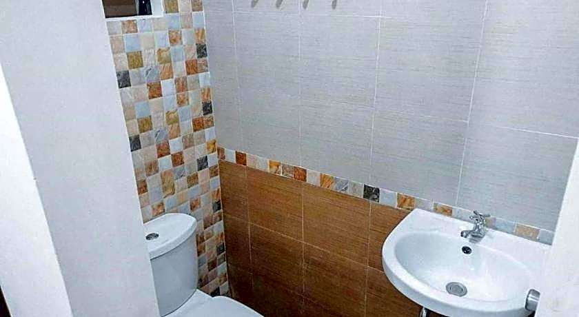 RedDoorz near SGM Condotel Villa Beach Iloilo