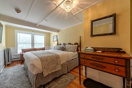 King Room with Garden View