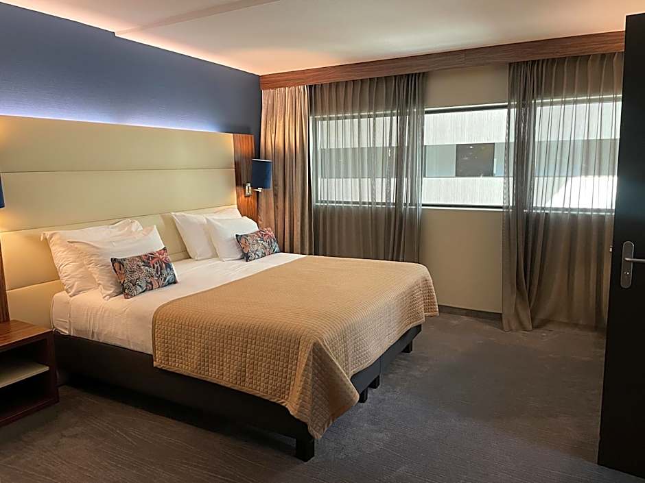 Photo 1 of 4 of Quadruple Room