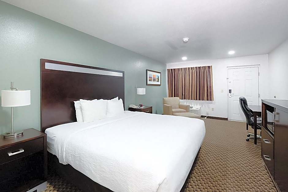 Quality Inn Holbrook near Petrified Forest