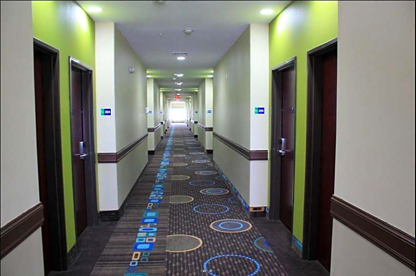 La Plaza Inn and Suites - Freer TX