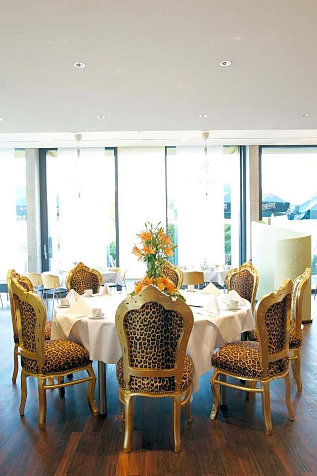 rugs Hotel am Schlosspark Lichtenwalde