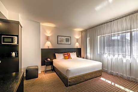 Causeway 353 Hotel
