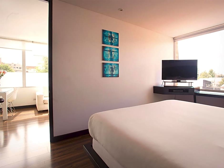 Hotel 104 Art Suites