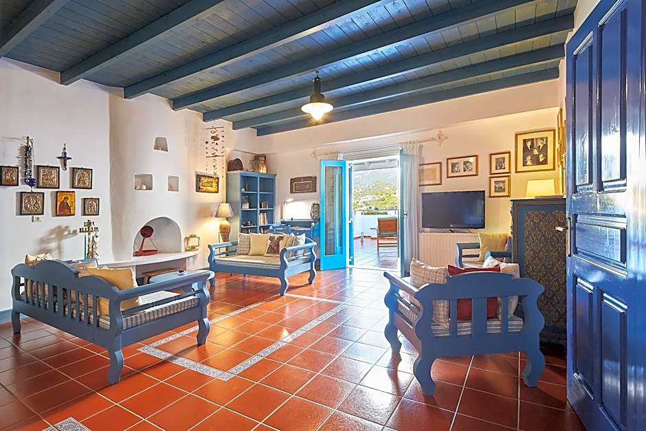 Kerame Studios & Apartments