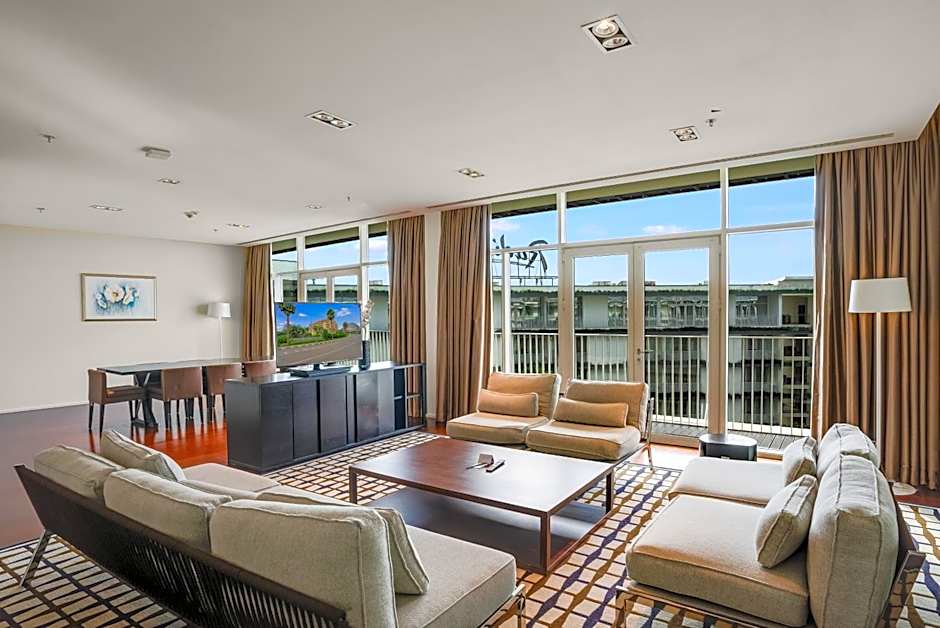 Radisson Blu Hotel & Convention Centre Kigali