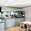 La Quinta Inn & Suites by Wyndham Melbourne