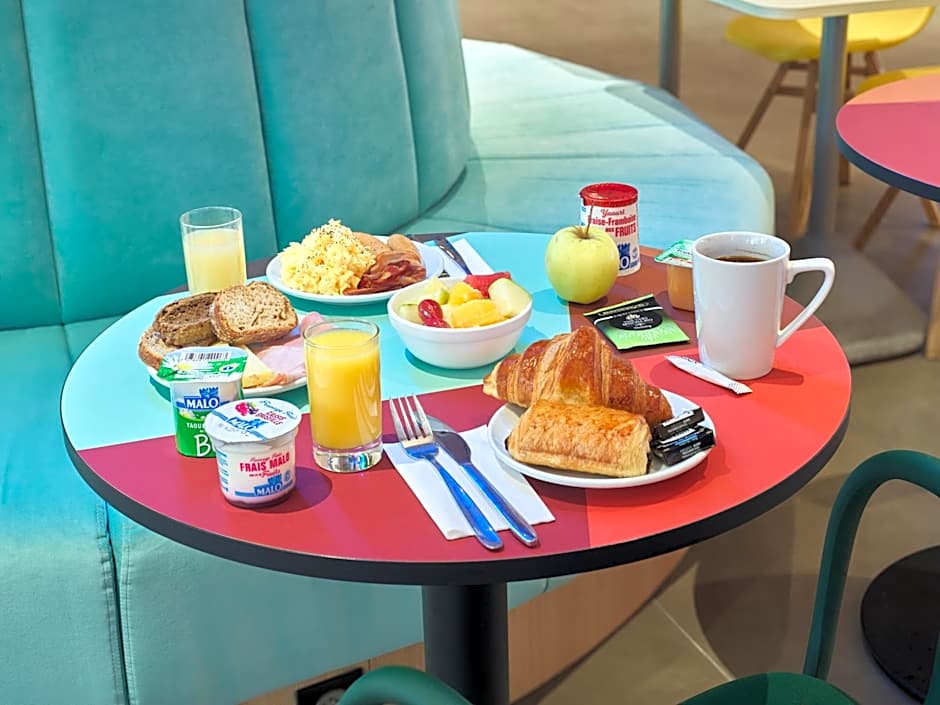 B&B HOTEL Paris 17 Batignolles