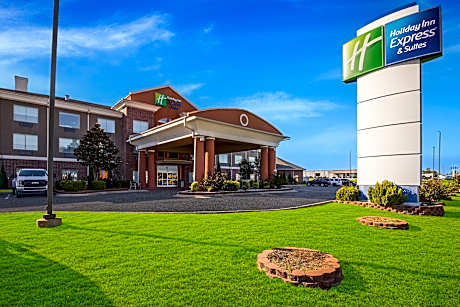 Holiday Inn Express Hotel and Suites Okmulgee By IHG