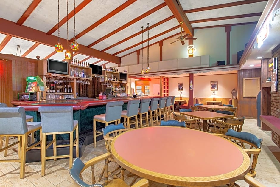 Claridge Inn