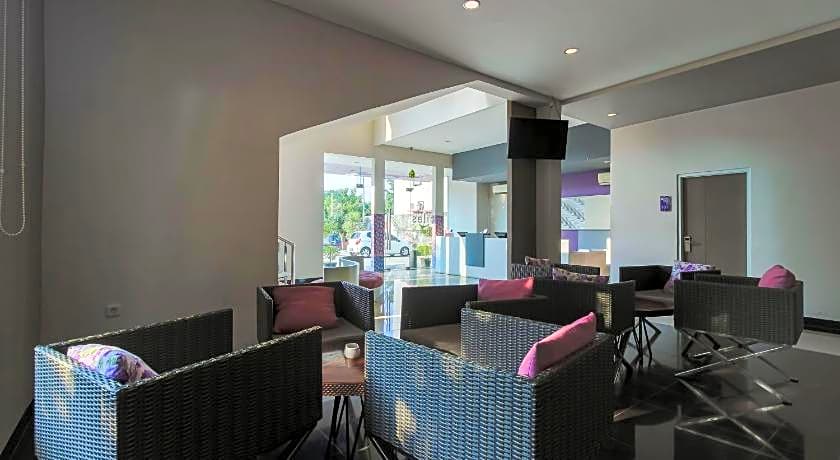 RedDoorz near Goa Sunyaragi