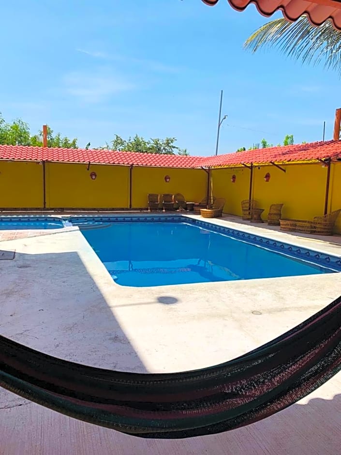 Hotel Sociedad y Maristas