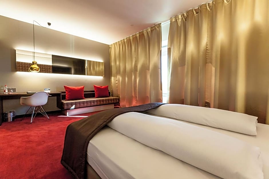 Airport Hotel Basel - Convenient & Friendly