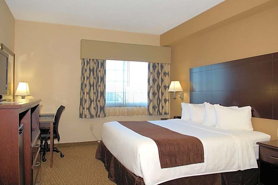 Rock Island Inn & Suites