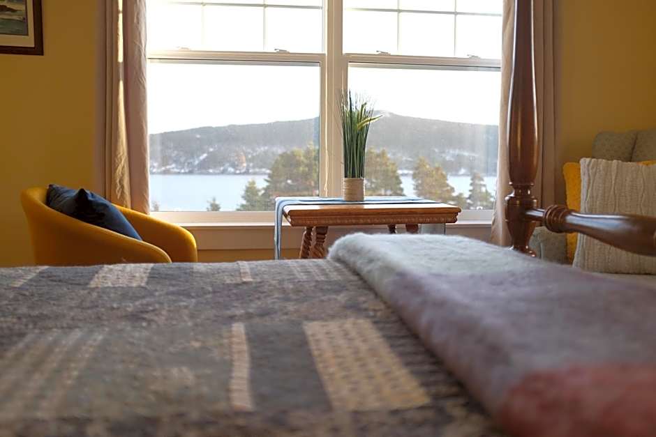 The Bread and Cheese Country Inn