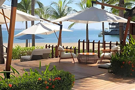 Residencia en Kovay Gardens con Jacuzzi privado