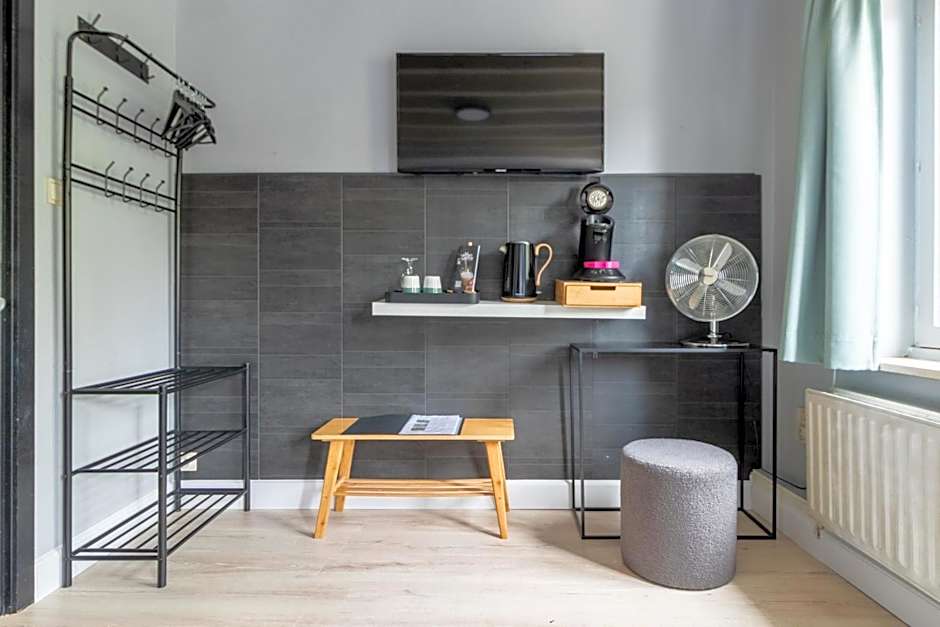 Hotel Entree - View of Canal Bruges