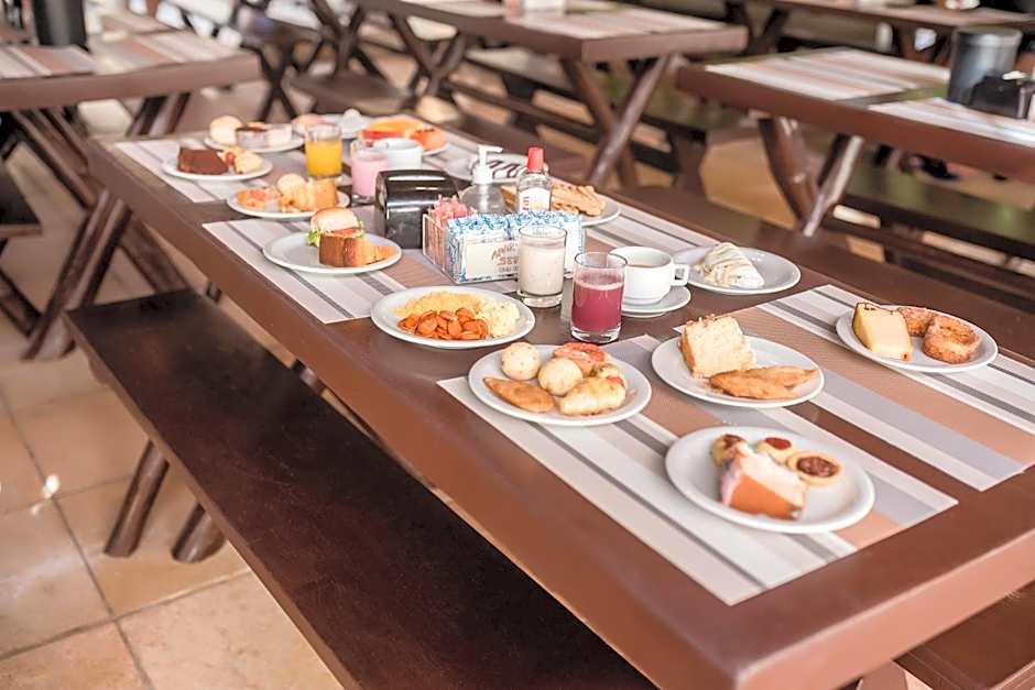 Apart Hotel Serantes