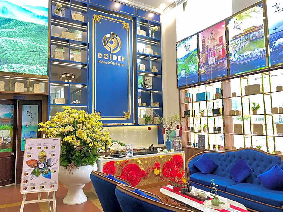 Sandals Hoang Yen Hotel