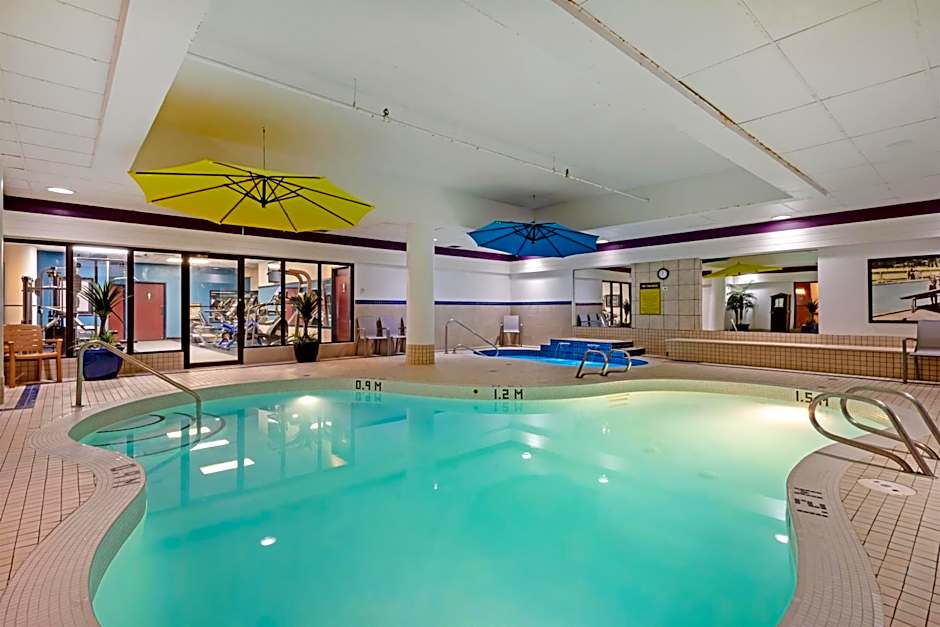Best Western Plus Port O'Call Hotel