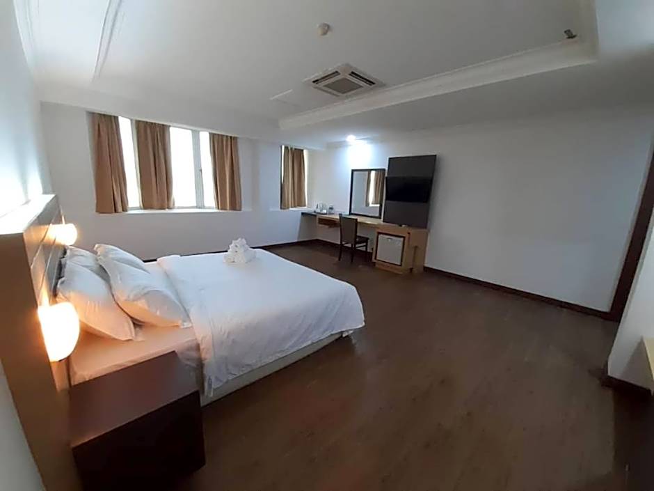 SARA HOTEL