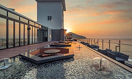 Stubborn Hotel