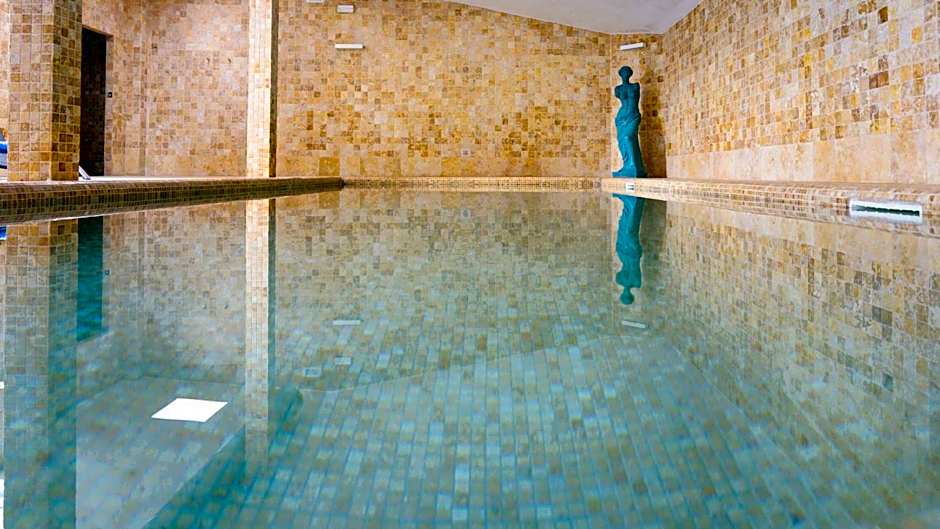 THB Maria Isabel - Adults Only