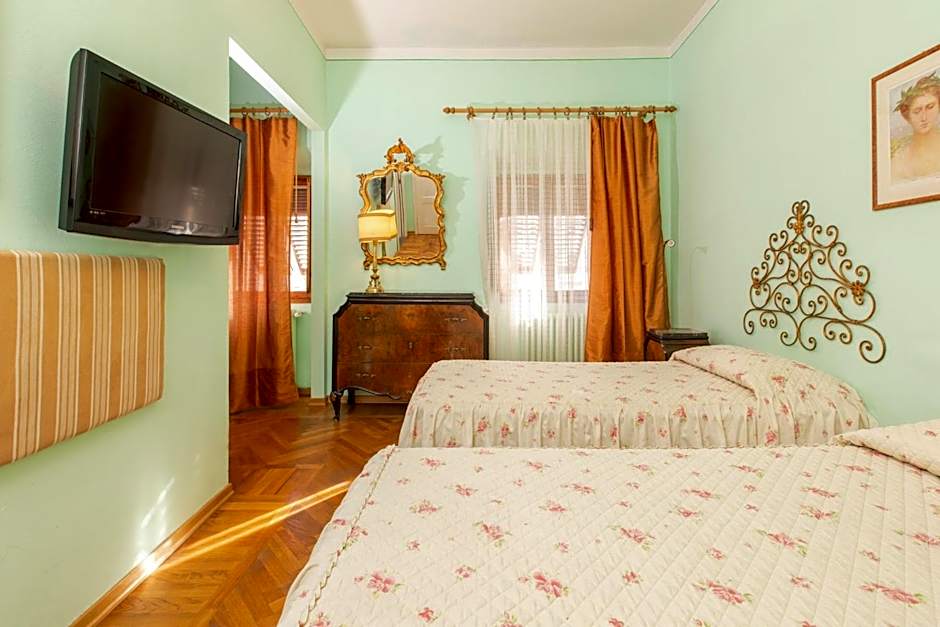 La Felicina, Accademia con Albergo - Mugello