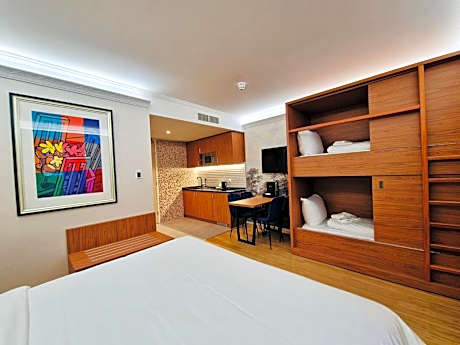 Classic Quadruple Room