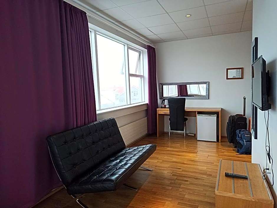 101 Guesthouse Hotel