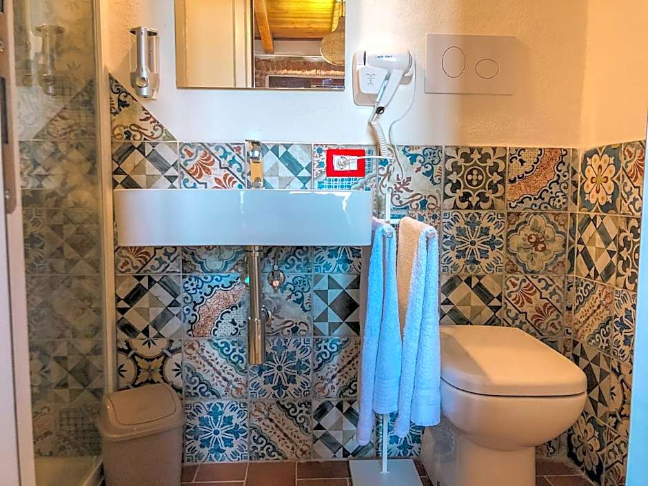 panoramic ROOMS Fora e ' Muros with sea view common terrace , Ammentos Posada