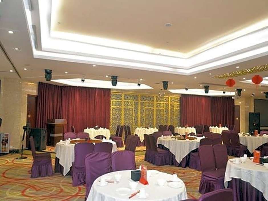 Landmark International Hotel