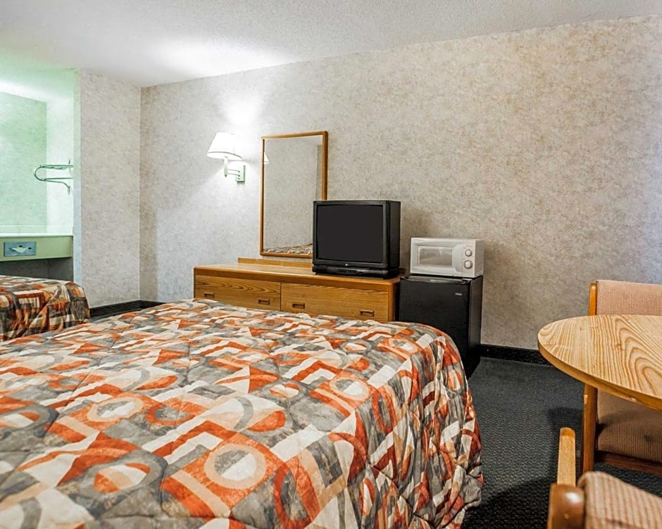 Econo Lodge Jefferson City