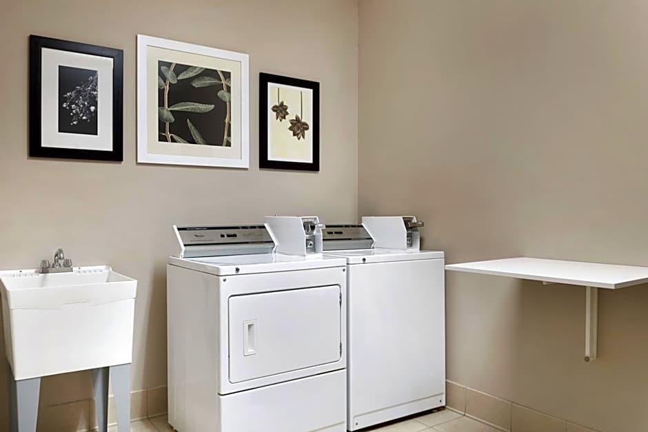 Country Inn & Suites by Radisson, Houghton, MI