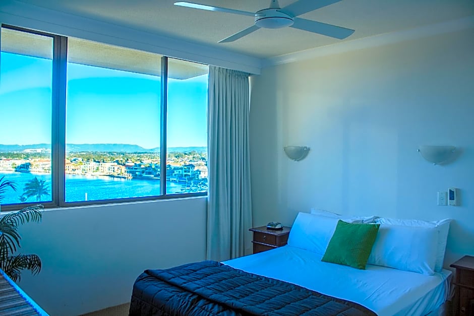 Photo 1 of 8 of Standard, Sea View