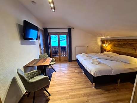 Double Room with Balcony