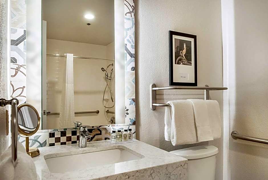 St Charles Coach House, Ascend Hotel Collection